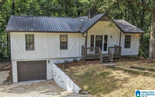 Completely Renovated Home Located in the heart of Trussville on a Quiet Cul De Sac