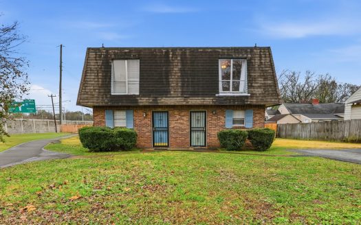 Perfect for Investors Updated Duplex Property in Chattanooga